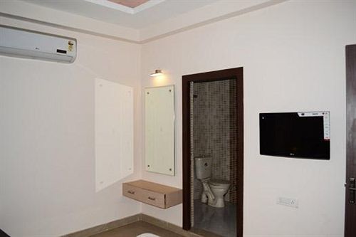 Om Sai Palace 2* Agra (Uttar Pradesh)